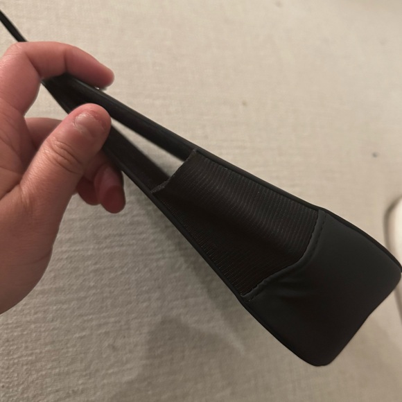 Urbanista Solar Power Noise Canceling Headphones Los Angeles with Case - Picture 11 of 12